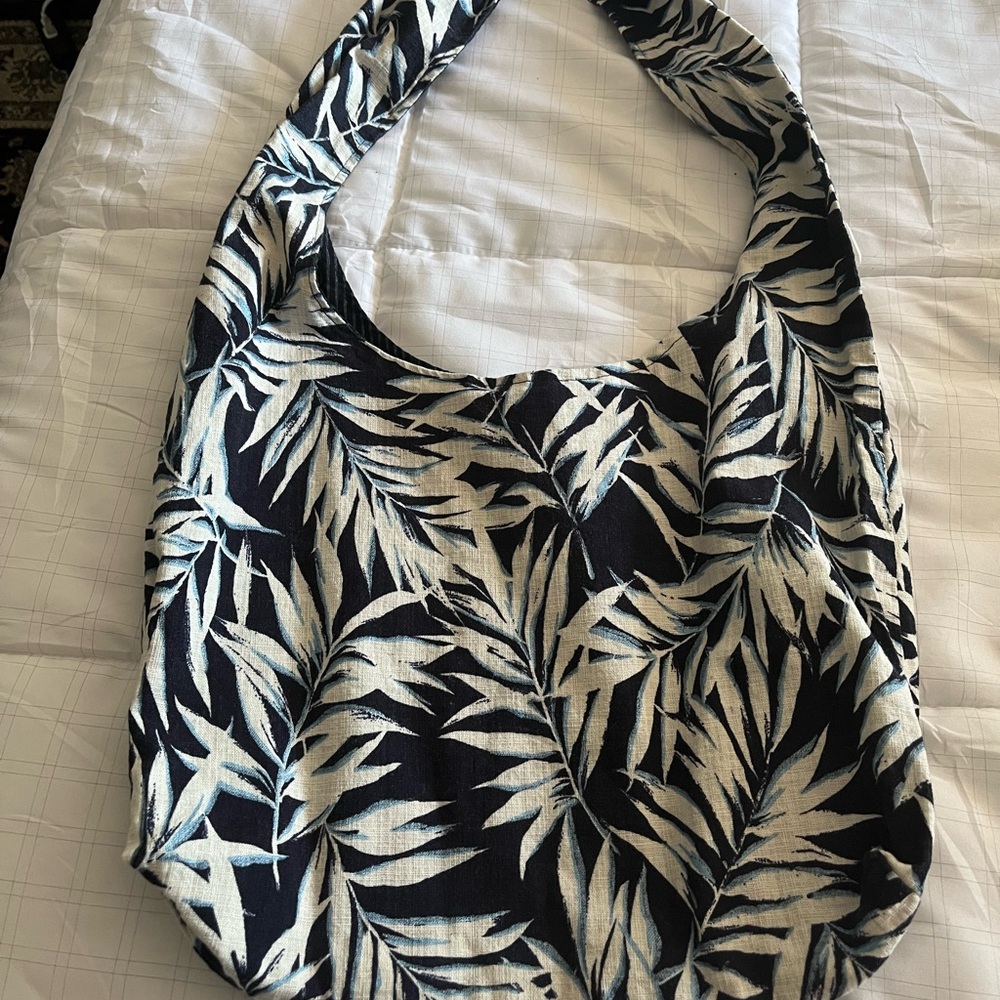 Leaf Print Reversible Hobo Bag - Black and White NWOT